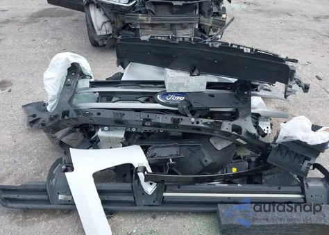 2024 Ford Expedition Xlt Max z USA, uszkodzony, nr VIN 1FMJK1H87REA77247